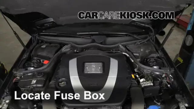 2006 Mercedes-Benz CLK350 3.5L V6 Convertible (2 Door) Fuse (Engine) Check
